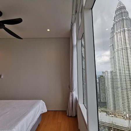 Sky Suites Klcc By Autumn Suites Premium Stay Kuala Lumpur Exterior foto